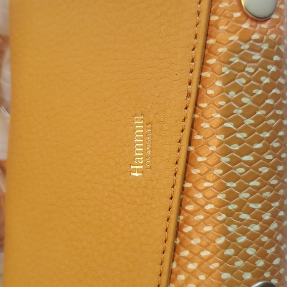 Hammitt Crossbody Wallet.. - Picture 2 of 16